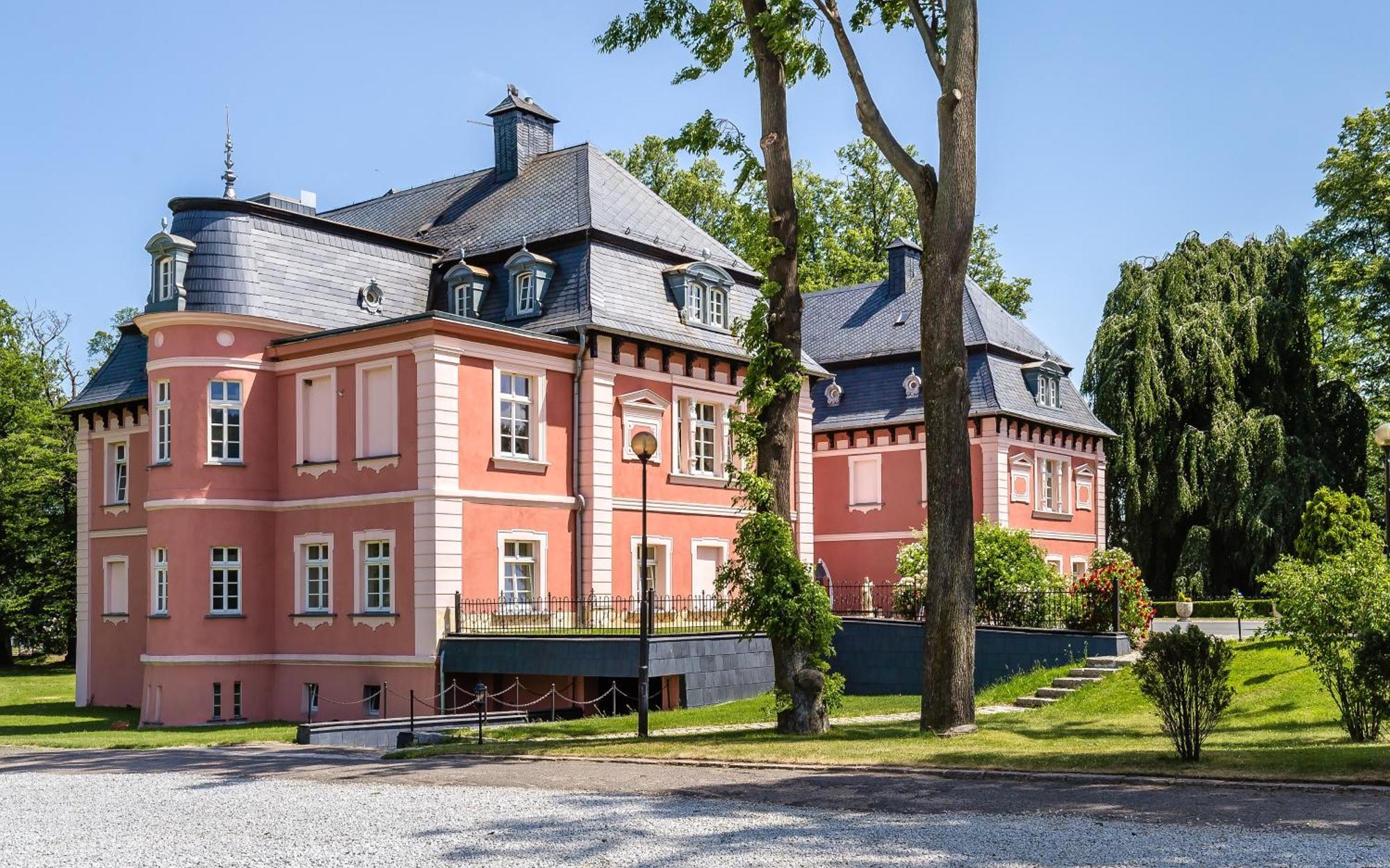 Palac Spiz Kolo Karpacza Hotel 3*