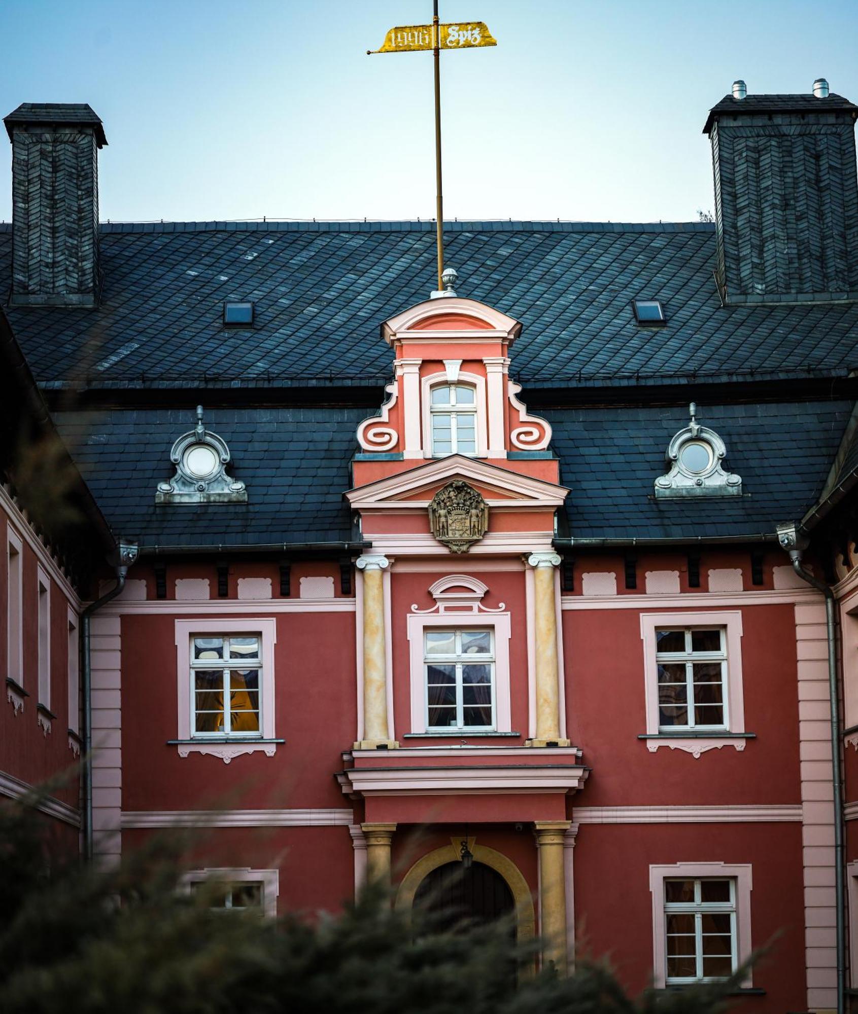 Palac Spiz Kolo Karpacza Hotel Milkow (Lower Silesia)