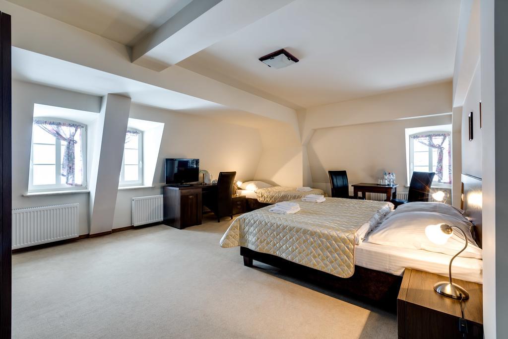 Hotel Palac Spiz Kolo Karpacza 3*