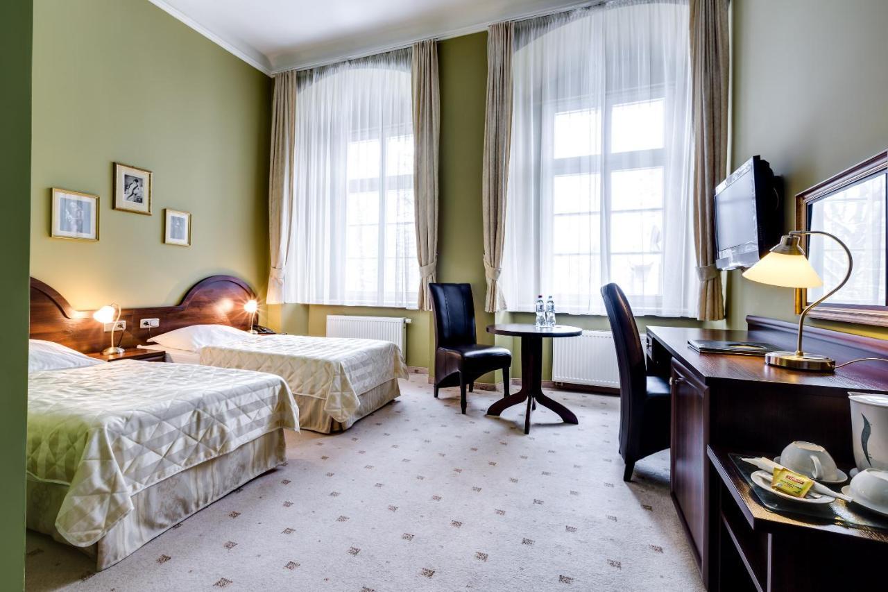 Palac Spiz Kolo Karpacza 3* Milkow (Lower Silesia)